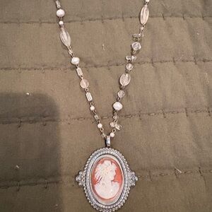 Elegant Cameo Pendant Necklace